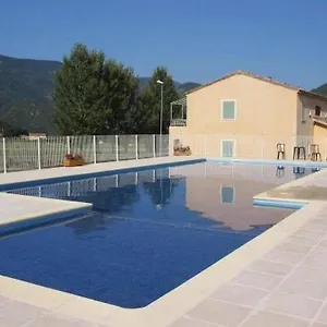 https://la-tour-de-guet.hotels-rhonealpes.com